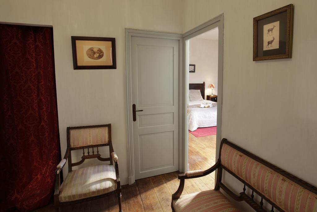 Chambres D'Hotes Logis De L'Astree Saint-Bris-des-Bois Exterior foto